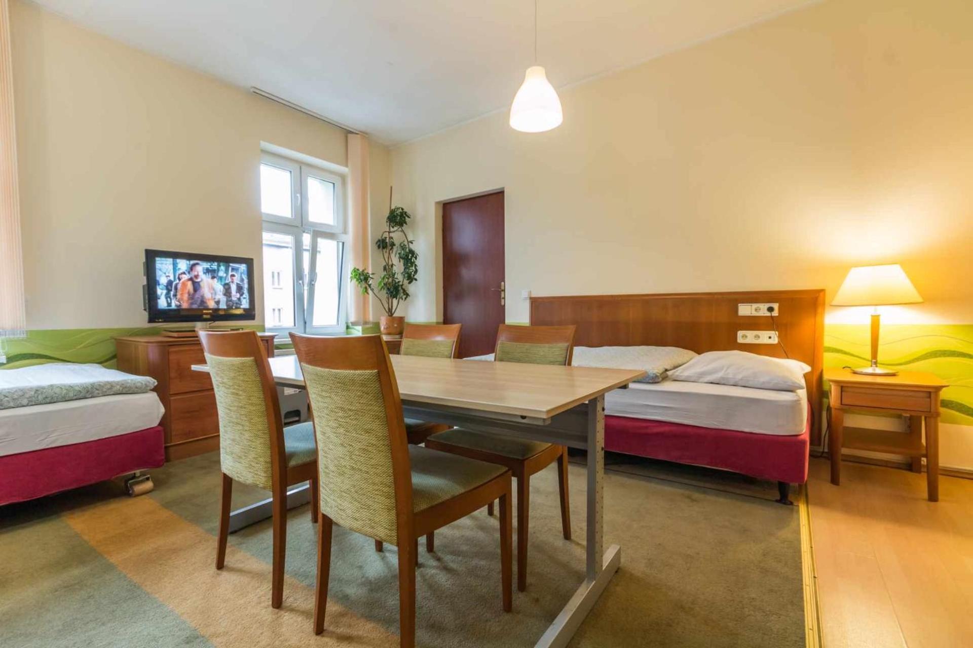 Hostel Nina Katowice Buitenkant foto