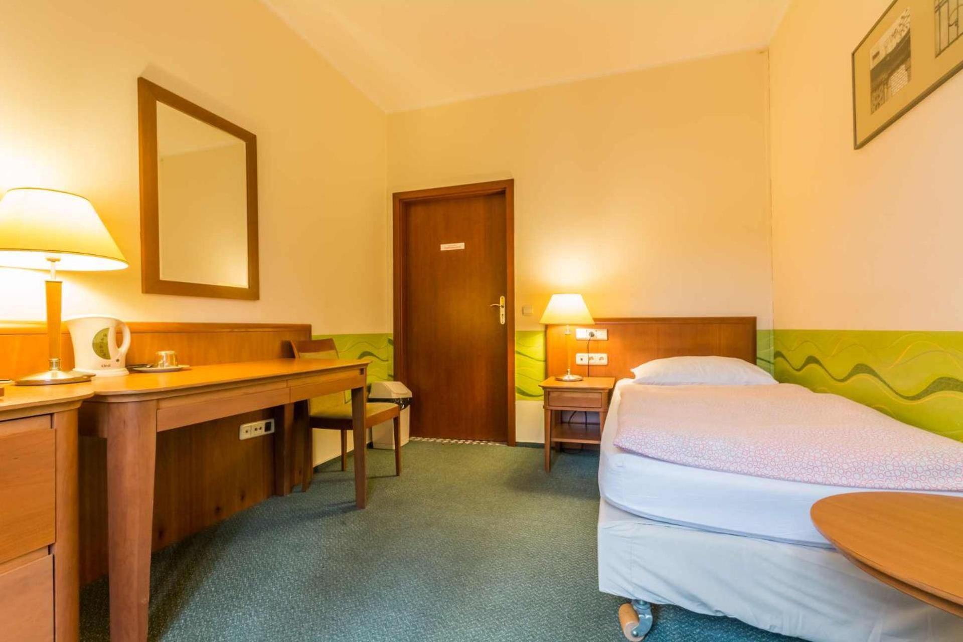 Hostel Nina Katowice Buitenkant foto